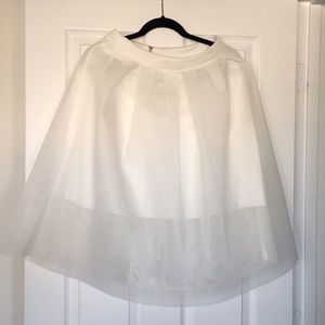 White mesh skirt